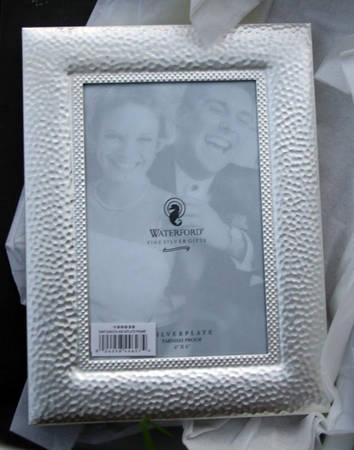 Dakota (Silverplate) Frame-Holds 4" X 6"
