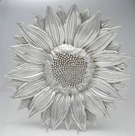 Garden Art (Armetale, Hollowware) 15" Round Tray