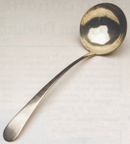 W8R1 (Coin) Solid Soup Ladle