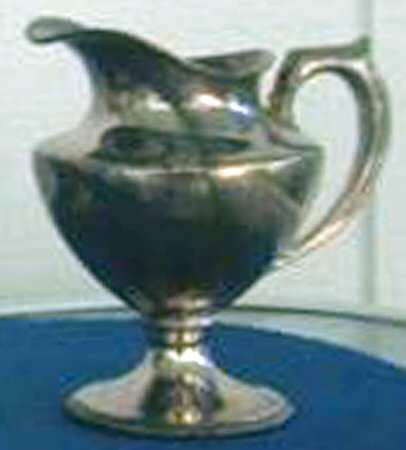 V563 (Silverplate, Hollowware) Creamer