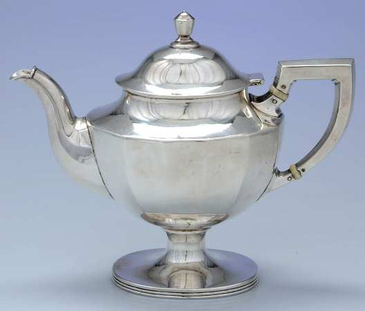 3065 (Sterling, Hollowware) Teapot