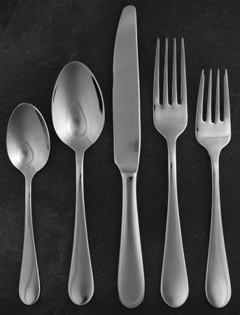 Hunter (Stainless) 5 Piece Place Setting by Wallace Silver