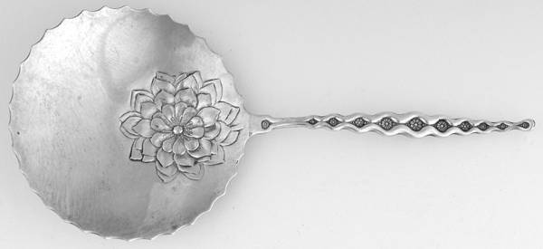 WDS56 (Sterling) Solid Bon Bon Spoon