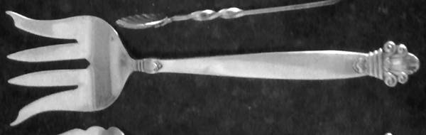 WED35 (Sterling) Solid Salad Serving Fork