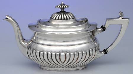 Ornate Georgian (Silverplate, Hollowware) Teapot