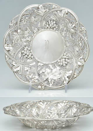 116 (Sterling, Hollowware) 9" Fruit Serving Bowl
