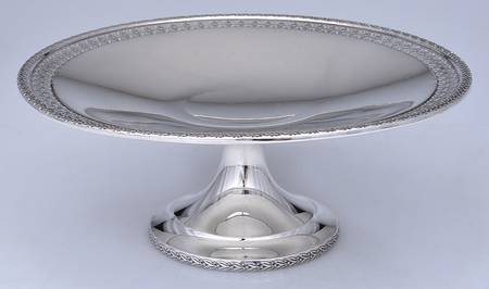 8238 (Sterling, Hollowware) 9" Diameter Cake Stand/Pedistal