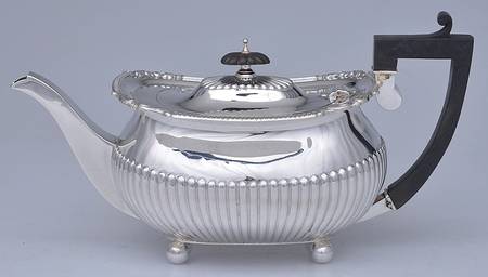 WMT22 (Sterling, Hollowware) Teapot