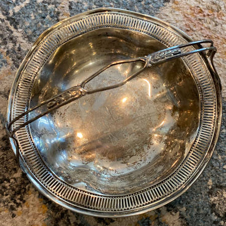 8400 (Sterling, Hollowware) 7" Pierced Handled Basket