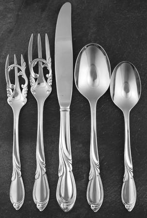 Cache (Stainless-Glossy) 5 Piece Place Setting
