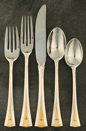 Evolution Gold (Stainless) 5 Piece Place Setting