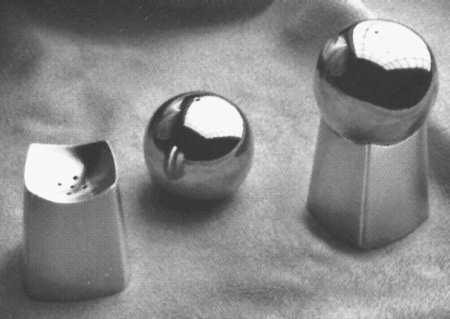 Signature (Stainless, Hollowware) Salt and Pepper Set