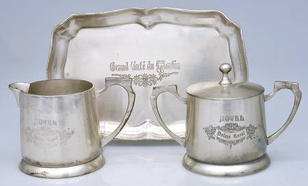 Hotel (Aluminum, Hollowware) Creamer, Sugar & Lid with Tray Set
