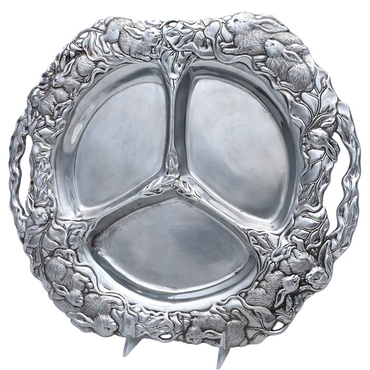 Bunnies (Aluminum, Hollowware) 14" 3 Part Divided Round Tray