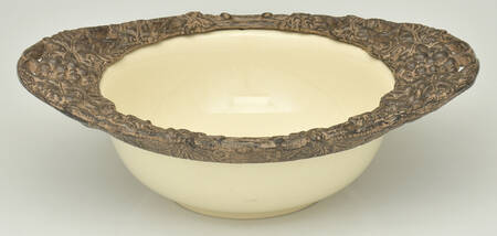 Grape Tuscan (Metal, Hollowware) 14" Salad Serving Bowl