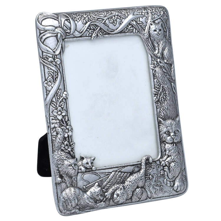 Pet (Metal, Hollowware) Frame Holds 4 3/4" X 3 1/2"