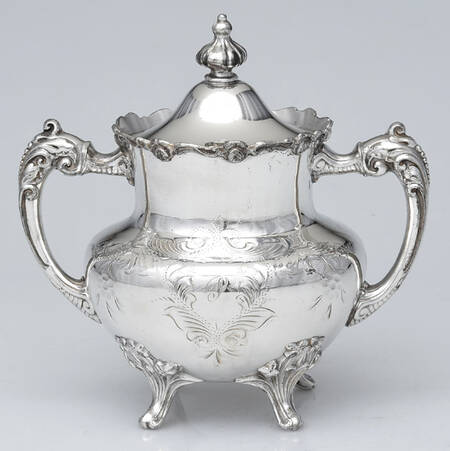 877 (Silverplate, Hollowware) Sugar Bowl & Lid