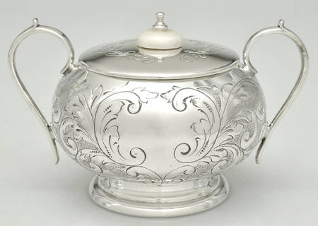 BBS22 (Silverplate, Hollowware) Sugar Bowl & Lid