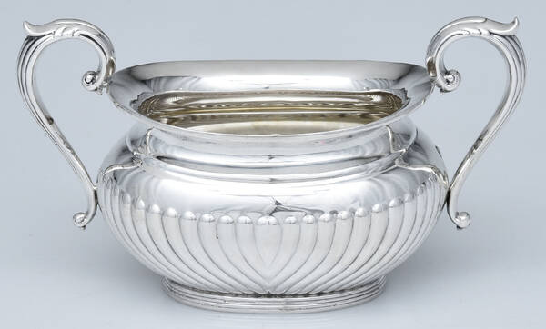 62 (Sterling, Hollowware) Open Sugar Bowl