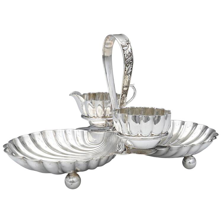 DDU1 (Silverplate, Hollowware) Strawberry Server with Mini Creamer & Open Sugar