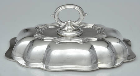44 (Silverplate, Hollowware) Double Vegetable Bowl-Lid