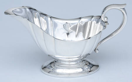 Fluted (Plated, Hollowware, Heritage) Plated Gravy Boat No Underplate