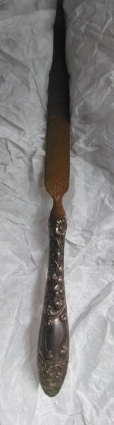 Repousse Chased (Sterilng, Hollowware) Hollow Handle Nail File