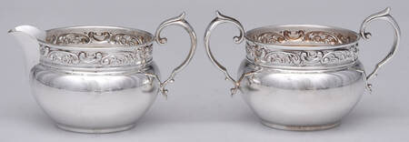 YC2052 (Silverplate, Hollowware) Plated Mini Creamer and Open Sugar