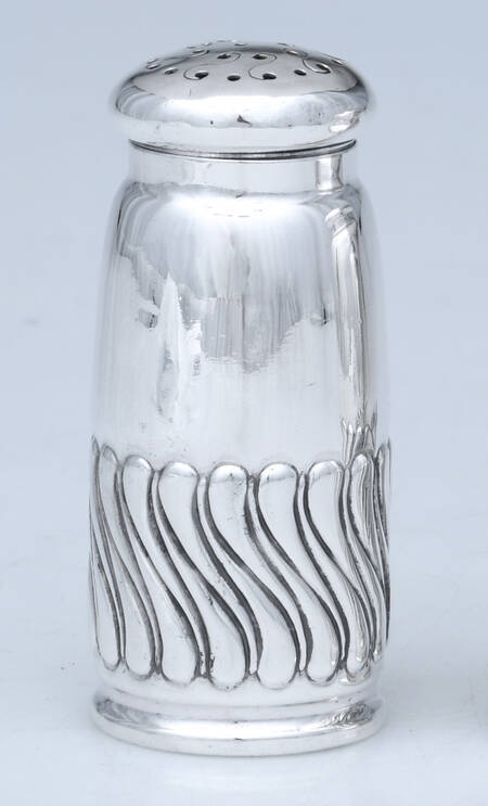 Colonial (Sterling, 1885, Hollowware) Pepper Shaker