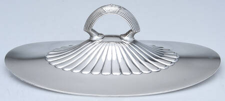 0670 (Silverplate, Hollowware) Lid for Tureen
