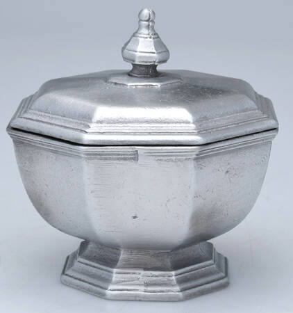 INS545 (Pewter, Hollowware) by International Silver