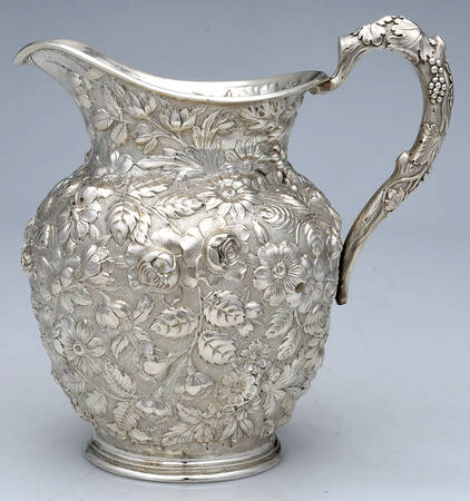 Repousse (Sterling, Hollowware) 64 Oz Water Pitcher