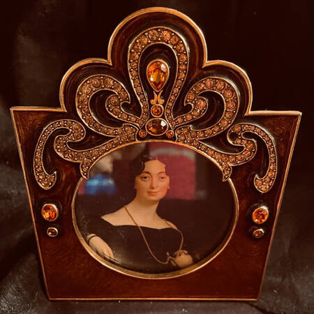 Picture Frames Picture Frame-Holds 3" Picture