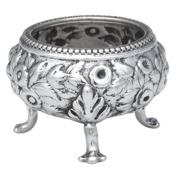 Repousse (Coin, Hollowware, No Landscape) Individual Open Salt