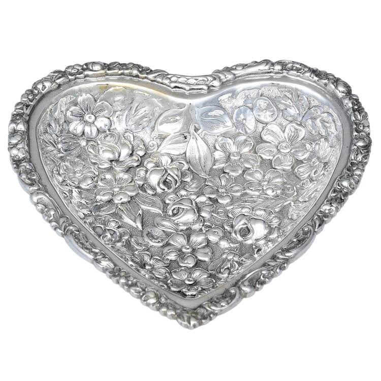 Stieff Rose (Sterling, 1892, Hollowware) Heart Shape Pin Tray