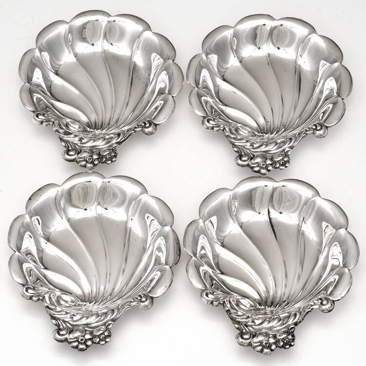 1196 (Sterling, Hollowware) Sterling Nut Dish - Set of 4 by Lunt Silver