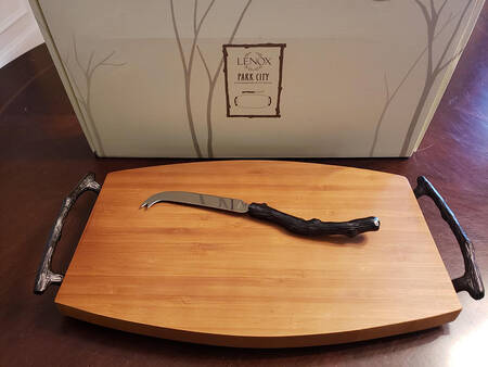 Park City (Hollowware) Wood Cheese Board & Solid Knife Set