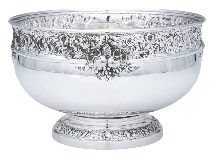1800 (Sterling, Hollowware) 8" Round Footed Vegetable Bowl