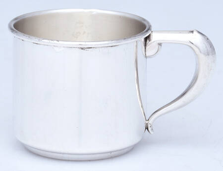 820 (Sterling, Hollowware) Baby Cup