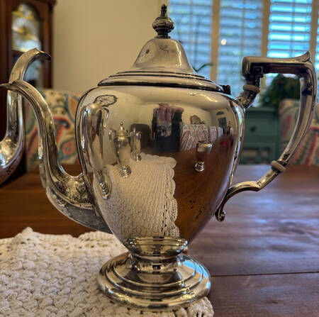 439 (Sterling, Hollowware) Teapot