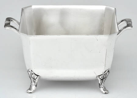 650 (Silverplate, Hollowware) by Meriden Britannia 