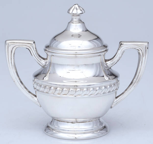 MVN1 (Silverplate, Hollowware) Sugar Bowl & Lid