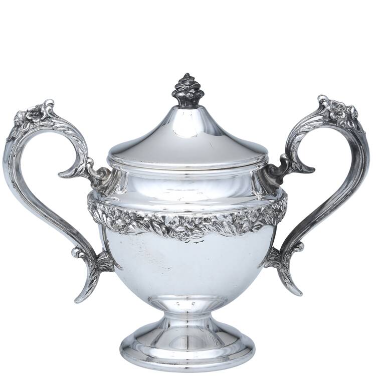 Moss Rose (Silverplate, 1949, Hollowware) Sugar Bowl & Lid by National Silver Co