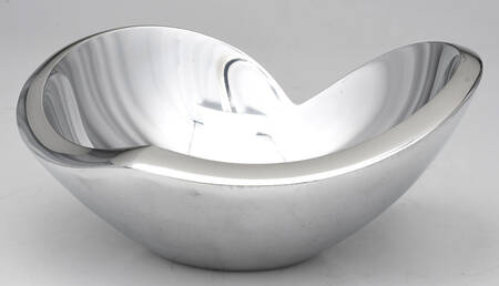 Love (Hollowware, Metal) 8" Heart Shape Bowl