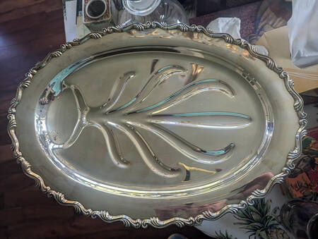 Georgian Scroll (Silverplate, Hollowware) Large Plated Footed Meat Platter with Well