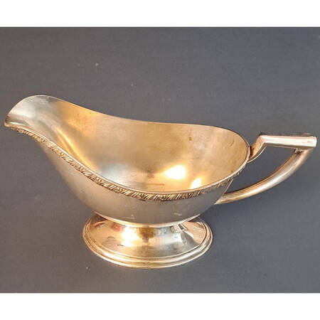 Berwick (Silverplate Hollowware) Plated Gravy Boat & Underplate