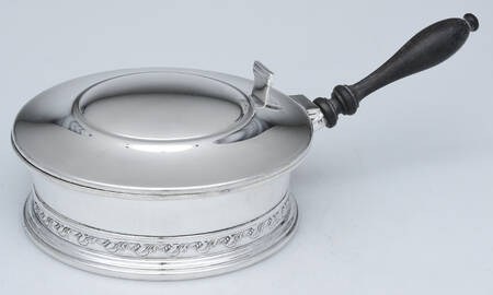 9808 (Sterling, Hollowware) Silent Butler with Hinged Lid