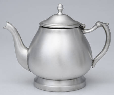 351 (Pewter, Hollowware) Tea Pot