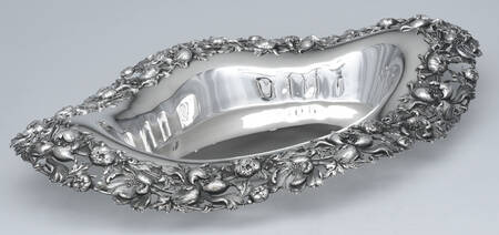 Les Cinq Fleurs (Sterling, Hollowware) Oval Centerpiece