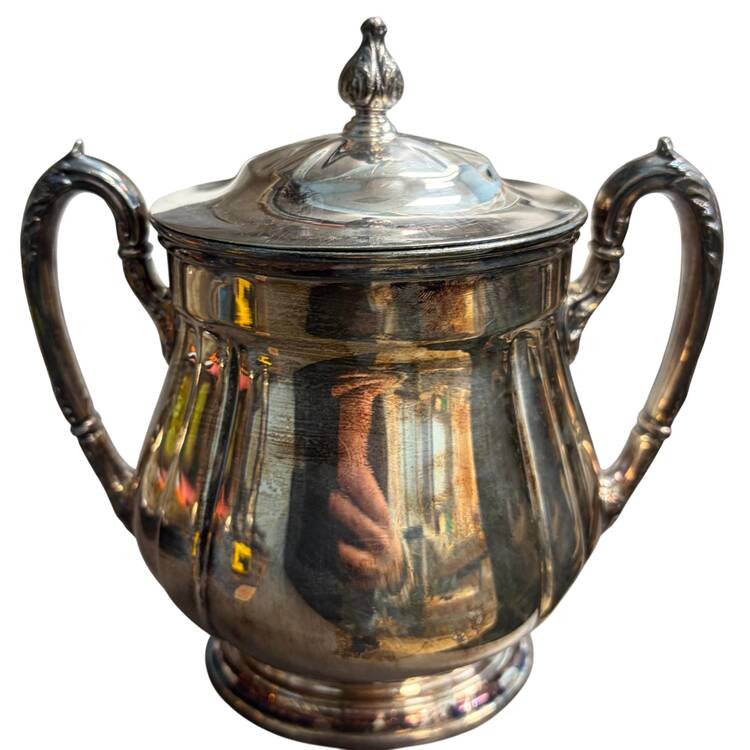 Sir Lancelot (Silverplate, Hollowware) Sugar Bowl & Lid